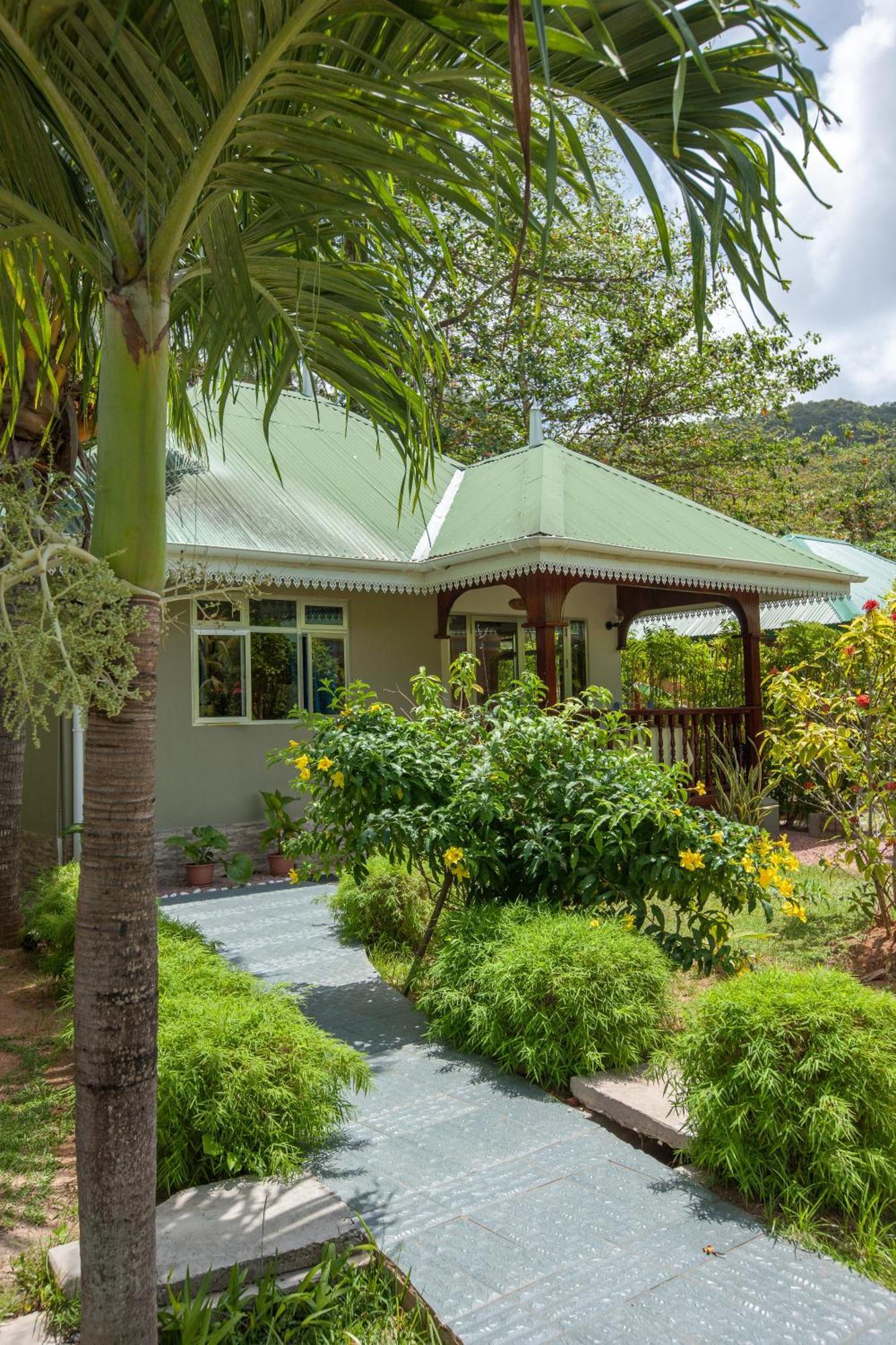 Casa De Leela Self Catering Guest House La Digue Dış mekan fotoğraf