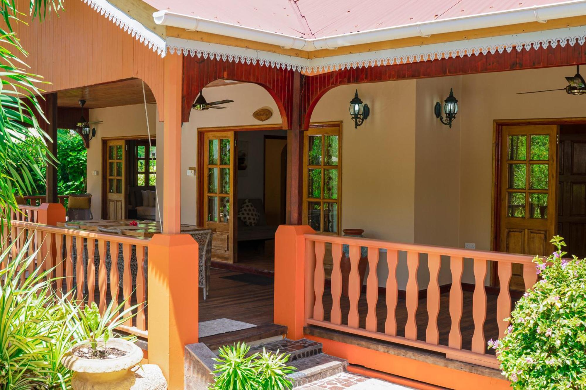 Casa De Leela Self Catering Guest House La Digue Dış mekan fotoğraf